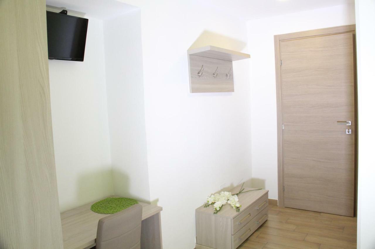 B&B Flower'S House Napoli Ngoại thất bức ảnh