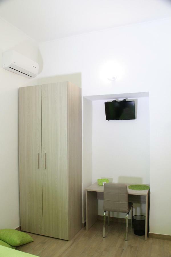 B&B Flower'S House Napoli Ngoại thất bức ảnh